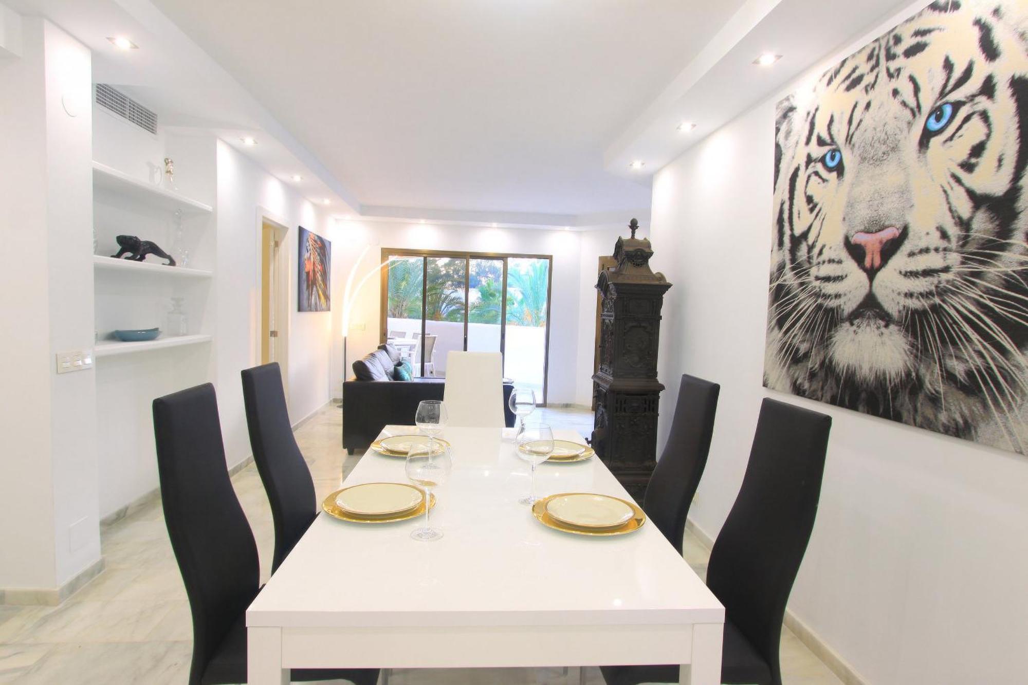 Appartement 1080 Beachfront Penthouse 3 Floors Jacuzzi 2 Pools Wifi Roof Terrace *